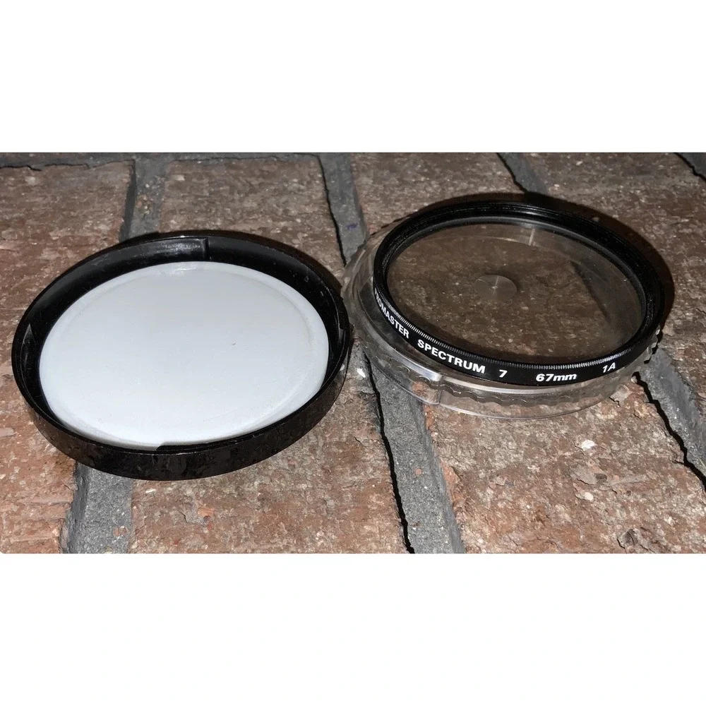 Promaster Spectrum 7 67mm 1A Threaded Filter Lens - Picture 2 of 2